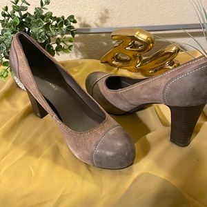 Audrey Brooke Grey Leather and Suede Pump Platform